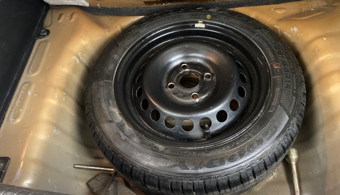 2016 Hyundai Grand i10 ASTA 1.1 CRDI, Diesel, Manual, 92,725 km, Spare Tyre