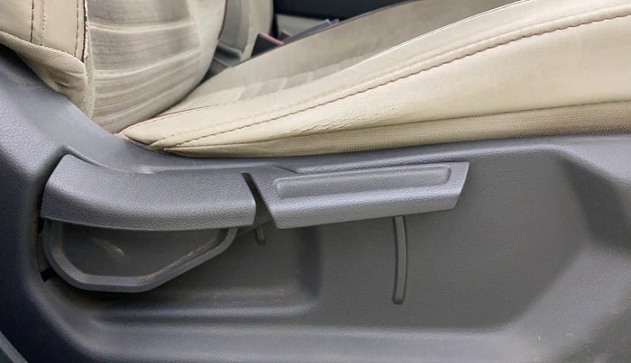 2022 Hyundai AURA S 1.2, Petrol, Manual, 43,880 km, Driver Side Adjustment Panel