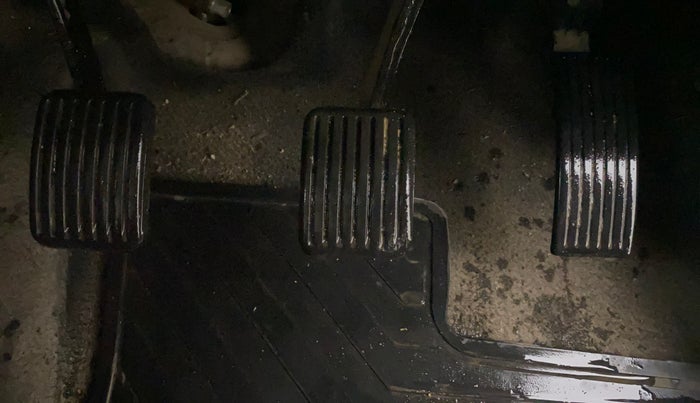 2022 Hyundai AURA S 1.2, Petrol, Manual, 43,880 km, Pedals