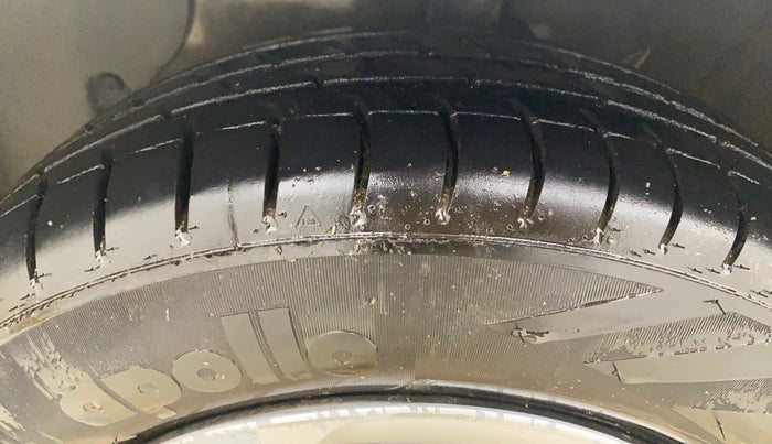 2022 Hyundai AURA S 1.2, Petrol, Manual, 43,880 km, Left Front Tyre Tread