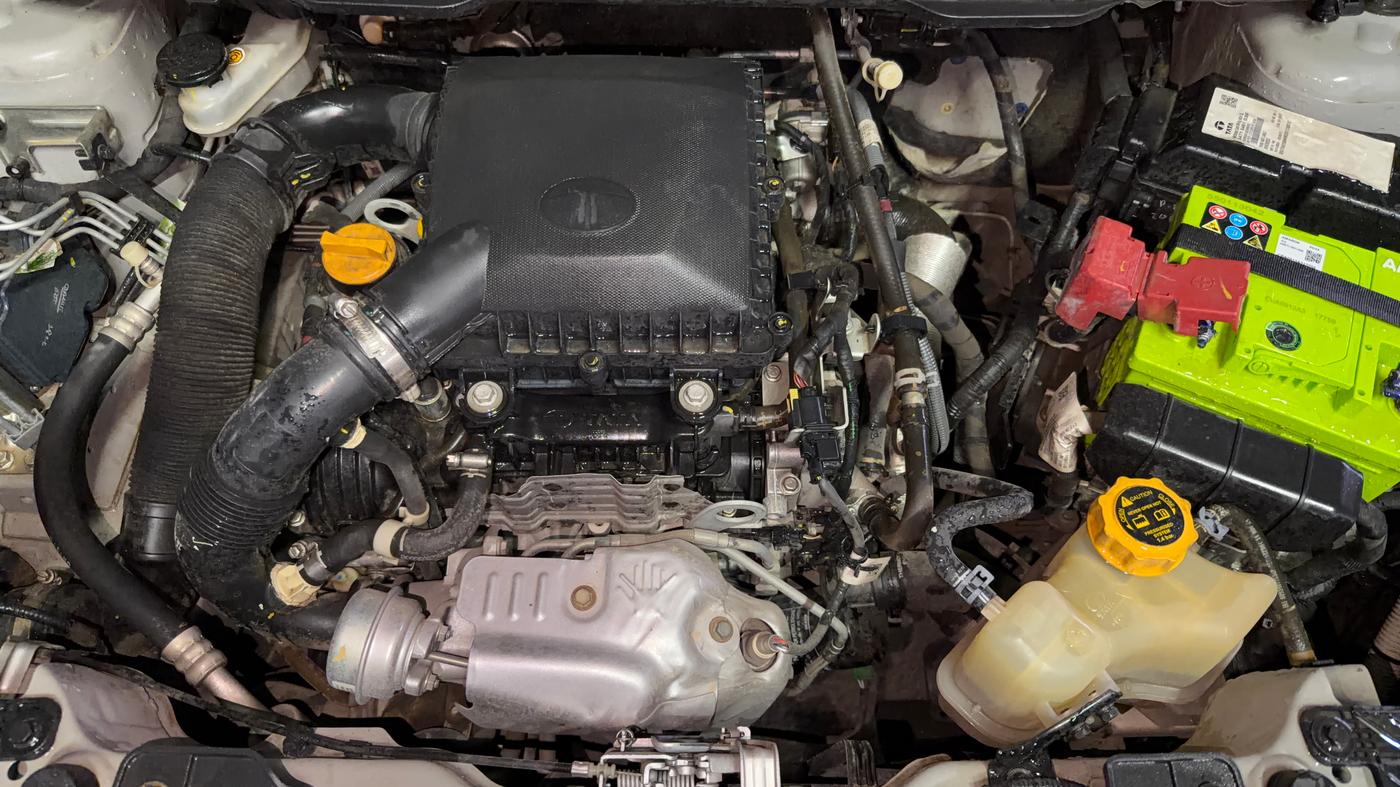 2024 Tata Curvv Accomplished S 1.2 Petrol 6MT, Petrol, Manual, 50,236 km, Engine View