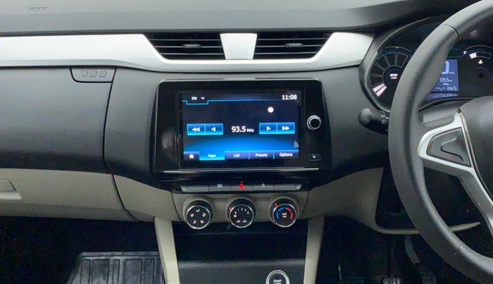 2020 Renault TRIBER 1.0 RXZ, Petrol, Manual, 27,407 km, Air Conditioner