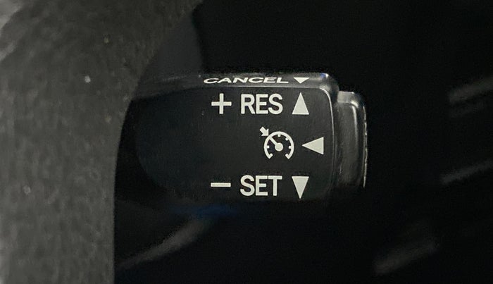 2016 Toyota Innova Crysta 2.7 ZX AT 7 STR, Petrol, Automatic, 65,820 km, Adaptive Cruise Control