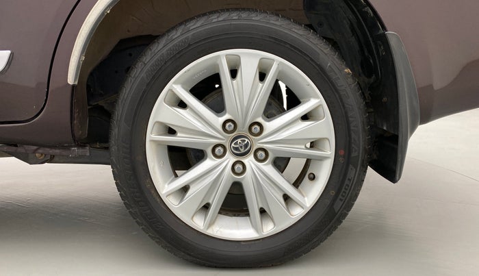 2016 Toyota Innova Crysta 2.7 ZX AT 7 STR, Petrol, Automatic, 65,820 km, Left Rear Wheel