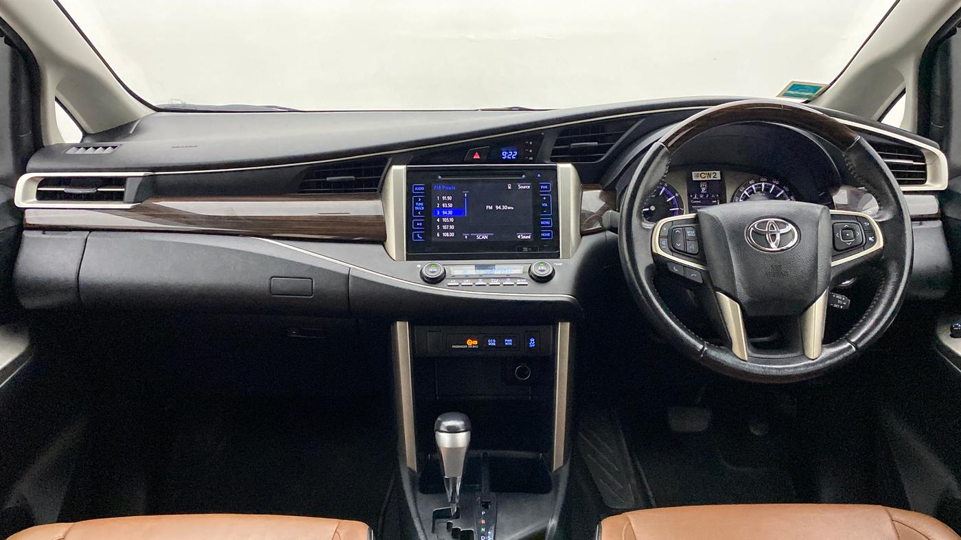 2016 Toyota Innova Crysta 2.7 ZX AT 7 STR, Petrol, Automatic, 65,820 km, Dashboard