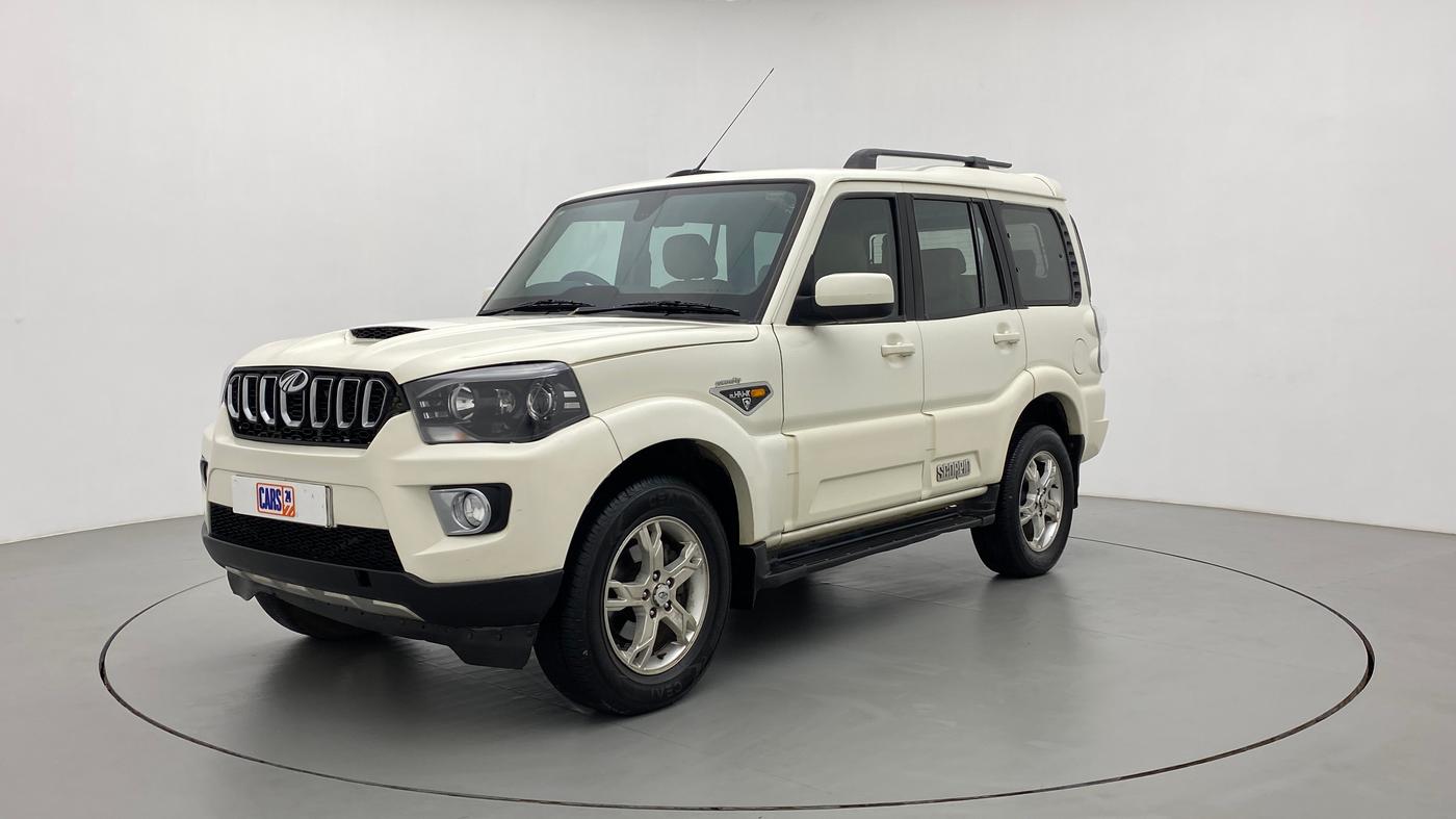 2015 Mahindra Scorpio S10 AT, Diesel, Automatic, 90,893 km, Left Front Diagonal
