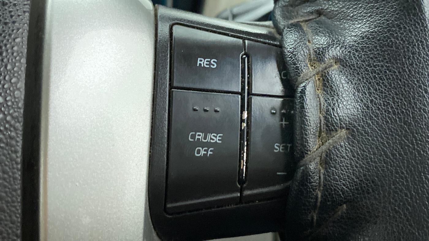 2015 Mahindra Scorpio S10 AT, Diesel, Automatic, 90,893 km, Adaptive Cruise Control