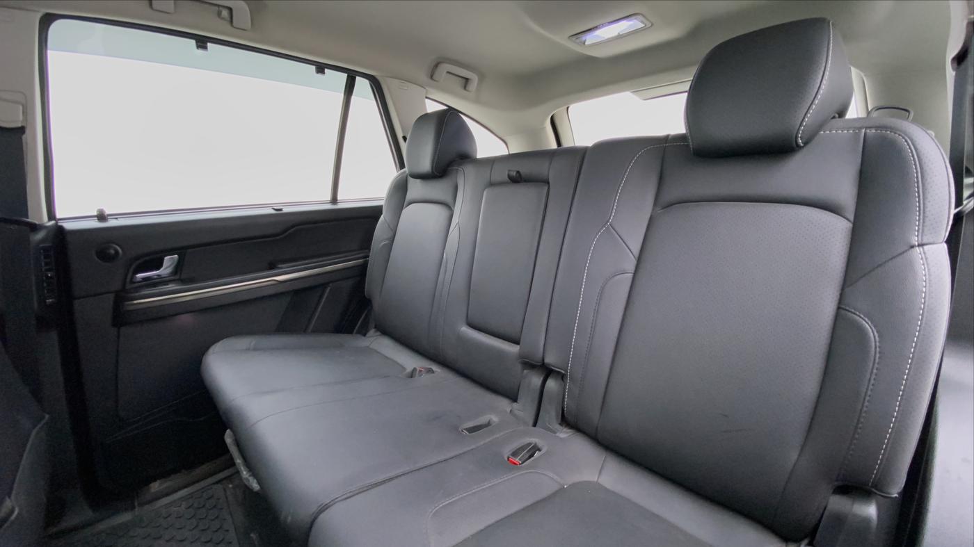 2017 Tata Hexa Varicor 400 XTA, Diesel, Automatic, 73,660 km, Right Side Rear Door Cabin View