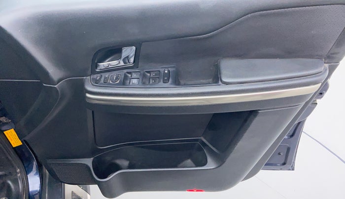 2017 Tata Hexa Varicor 400 XTA, Diesel, Automatic, 73,660 km, Driver Side Door Panel Controls