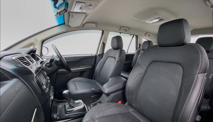 2017 Tata Hexa Varicor 400 XTA, Diesel, Automatic, 73,660 km, Right Side Front Door Cabin View