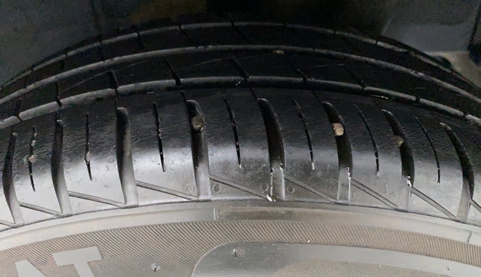 2019 Hyundai GRAND I10 NIOS SPORTZ DIESEL AT, Diesel, Automatic, 25,766 km, Left Rear Tyre Tread