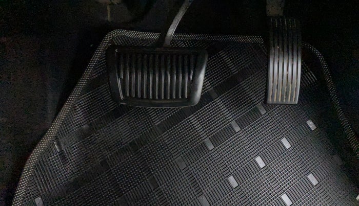 2019 Hyundai GRAND I10 NIOS SPORTZ DIESEL AT, Diesel, Automatic, 25,766 km, Pedals