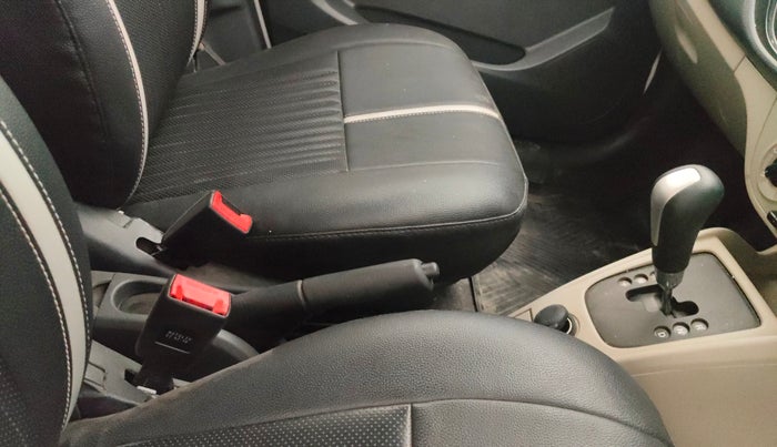 2018 Maruti Alto K10 VXI AMT, Petrol, Automatic, 52,556 km, Gear Lever