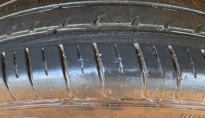2022 Hyundai VENUE E 1.2, Petrol, Manual, 30,338 km, Right Front Tyre Tread