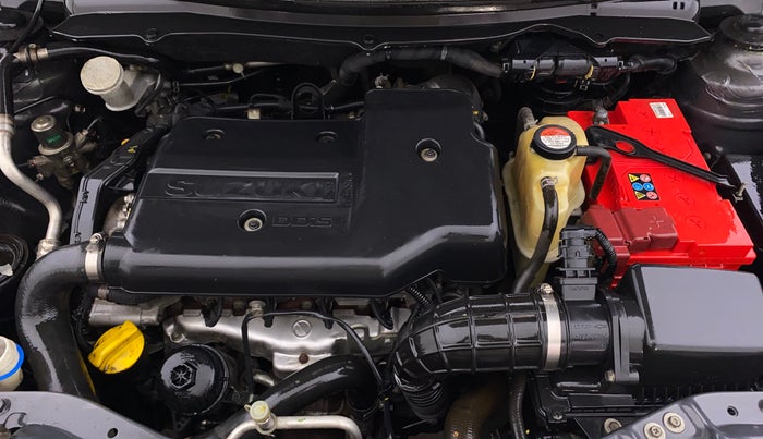 2013 Maruti Swift VDI, Diesel, Manual, 1,17,217 km, Engine View