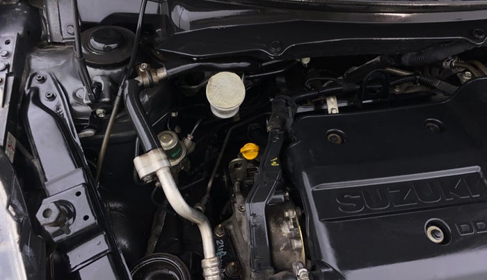 2013 Maruti Swift VDI, Diesel, Manual, 1,17,217 km, Engine View - Right