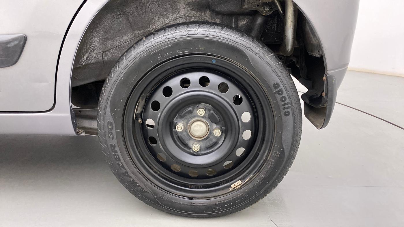 2017 Maruti Wagon R 1.0 VXI (O) AMT, Petrol, Automatic, 37,120 km, Left Rear Wheel