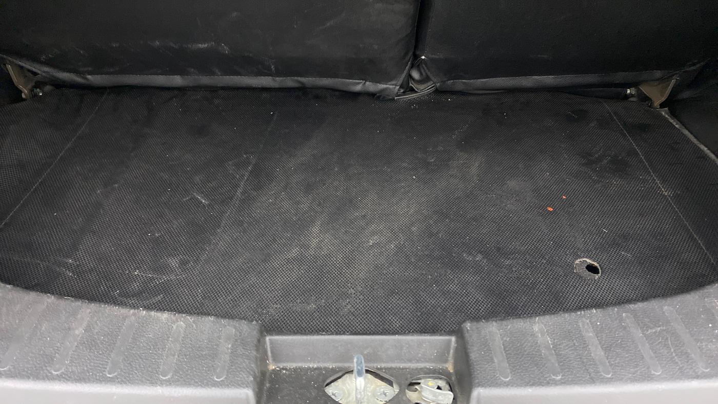 2017 Maruti Wagon R 1.0 VXI (O) AMT, Petrol, Automatic, 37,120 km, Boot Inside