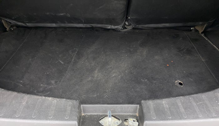 2017 Maruti Wagon R 1.0 VXI (O) AMT, Petrol, Automatic, 37,120 km, Boot Inside