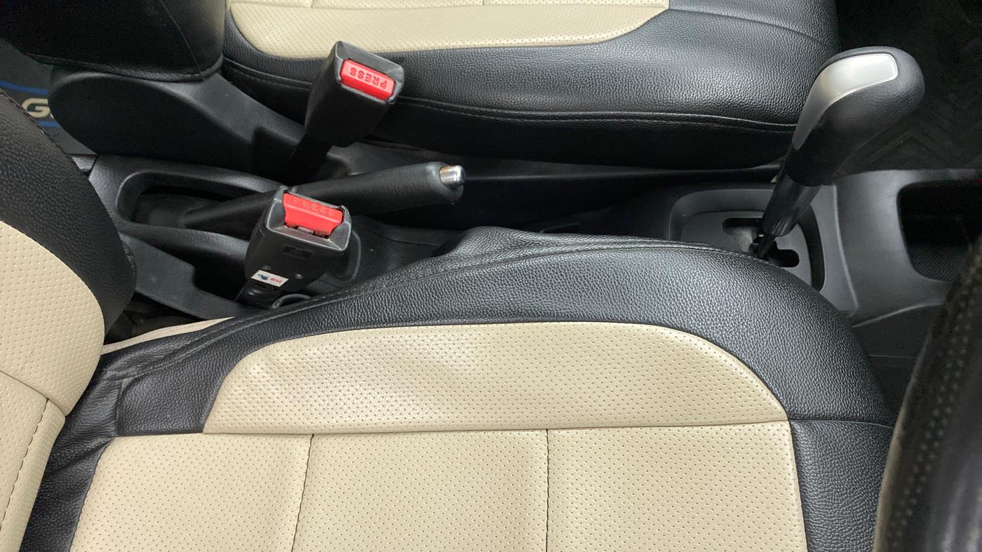 2017 Maruti Wagon R 1.0 VXI (O) AMT, Petrol, Automatic, 37,120 km, Gear Lever
