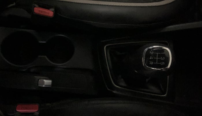 2015 Hyundai Elite i20 ASTA 1.2, Petrol, Manual, 46,141 km, Gear Lever