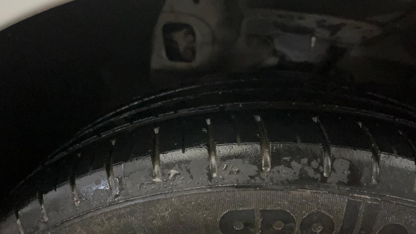 2015 Hyundai Elite i20 ASTA 1.2, Petrol, Manual, 46,195 km, Left Front Tyre Tread