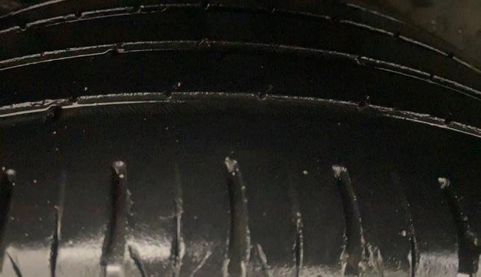 2020 KIA SONET HTX 1.5, Diesel, Manual, 46,808 km, Right Rear Tyre Tread