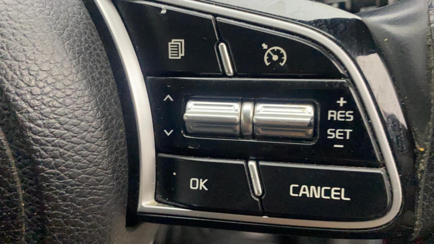 2020 KIA SONET HTX 1.5, Diesel, Manual, 46,976 km, Adaptive Cruise Control