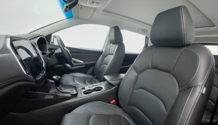 2019 MG HECTOR SHARP 1.5 DCT PETROL, Petrol, Automatic, 48,926 km, Right Side Front Door Cabin