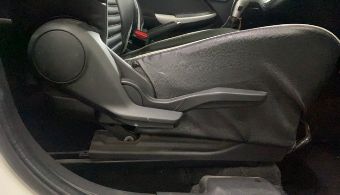 2018 Maruti Baleno ZETA CVT PETROL 1.2, Petrol, Automatic, 59,835 km, Driver Side Adjustment Panel