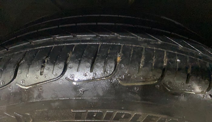 2018 Maruti Baleno ZETA CVT PETROL 1.2, Petrol, Automatic, 59,835 km, Left Front Tyre Tread