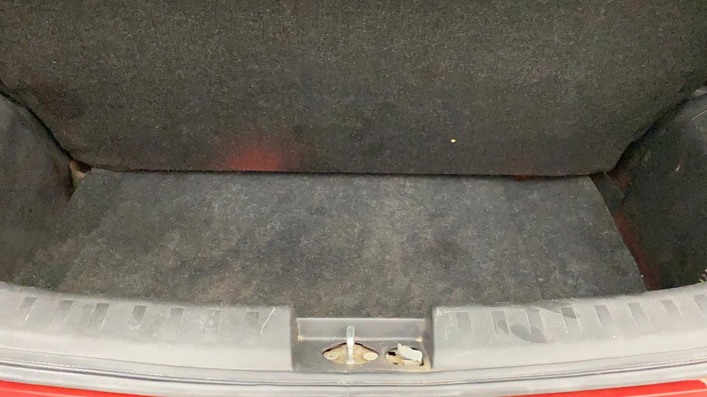 2013 Maruti Swift VDI, Diesel, Manual, 94,361 km, Boot Inside