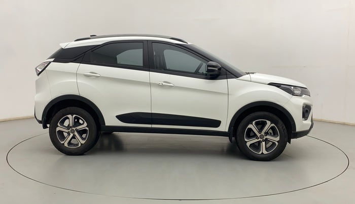 2022 Tata NEXON XZA PLUS DIESEL, Diesel, Automatic, 25,552 km, Right Side View