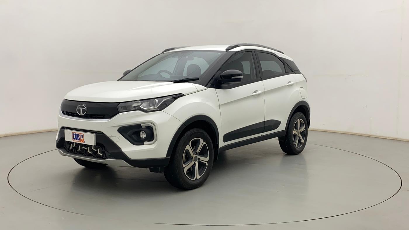 2022 Tata NEXON XZA PLUS DIESEL, Diesel, Automatic, 25,552 km, Left Front Diagonal
