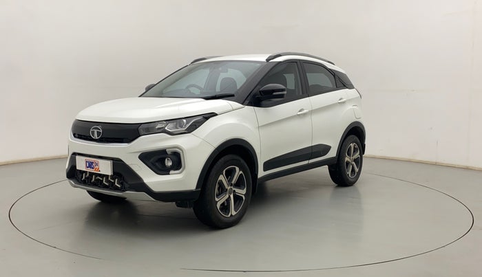 2022 Tata NEXON XZA PLUS DIESEL, Diesel, Automatic, 25,552 km, Left Front Diagonal