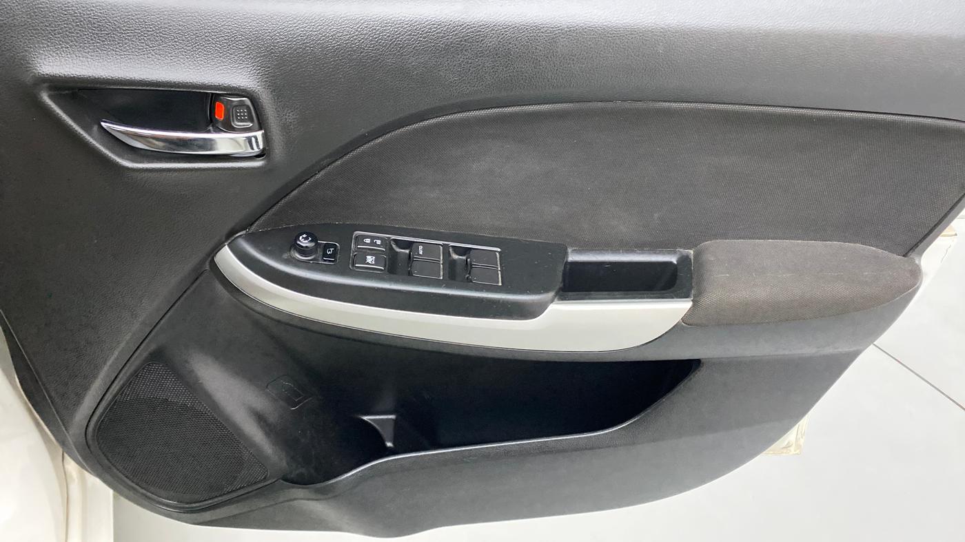 2016 Maruti Baleno ZETA PETROL 1.2, Petrol, Manual, 37,542 km, Driver Side Door Panels Control