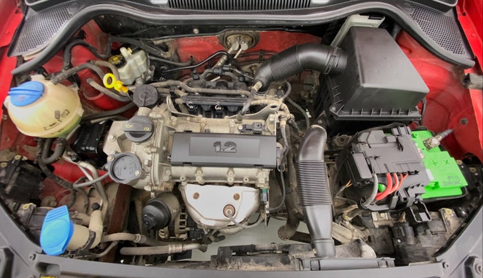 2015 Volkswagen Polo HIGHLINE1.2L PETROL, Petrol, Manual, 34,366 km, Open Bonet