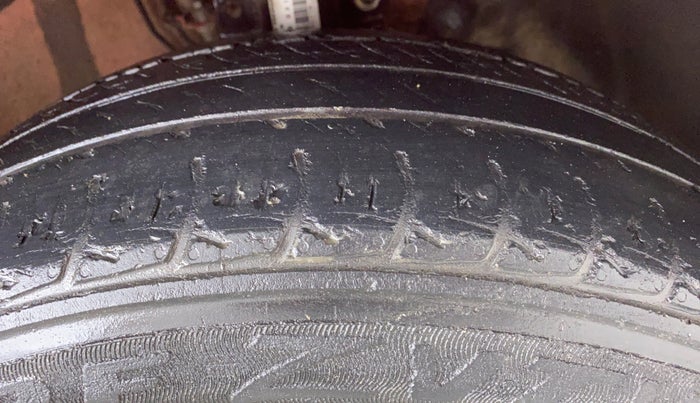 2015 Volkswagen Polo HIGHLINE1.2L PETROL, Petrol, Manual, 34,366 km, Right Front Tyre Tread