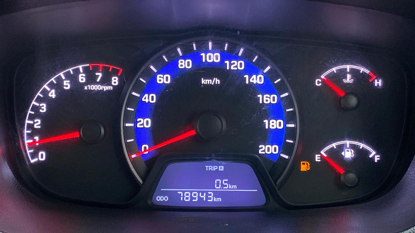 2014 Hyundai Xcent SX 1.2 OPT, Petrol, Manual, Odometer Image