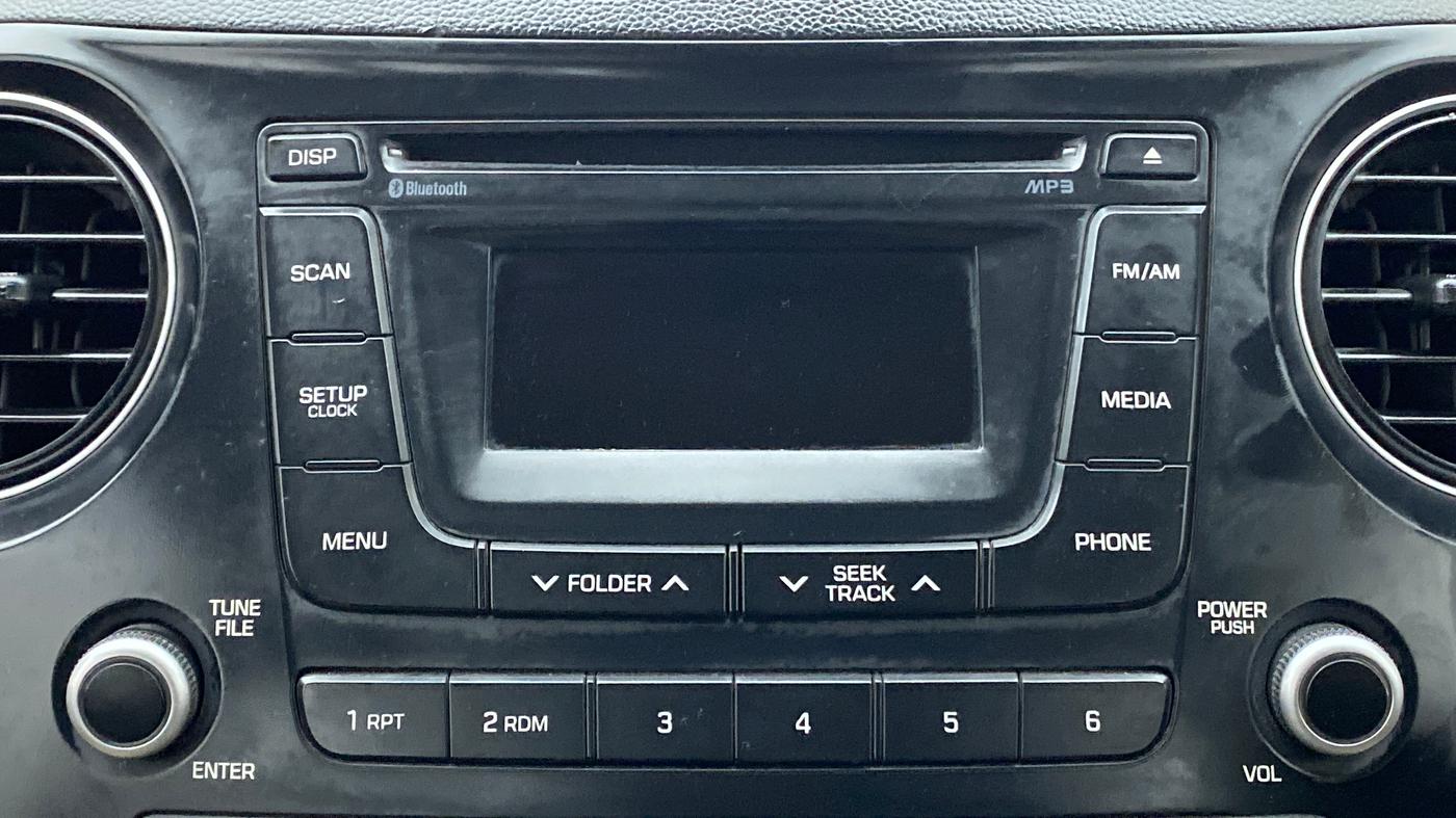 2014 Hyundai Xcent SX 1.2 OPT, Petrol, Manual, Infotainment System