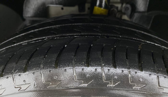 2018 Ford Ecosport TITANIUM + 1.5L PETROL AT, Petrol, Automatic, 71,070 km, Left Front Tyre Tread