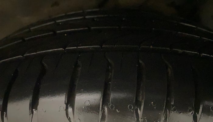 2016 Honda BR-V 1.5L I-VTEC VX, Petrol, Manual, 69,403 km, Left Rear Tyre Tread