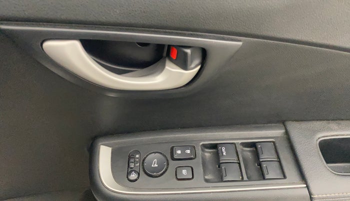 2016 Honda BR-V 1.5L I-VTEC VX, Petrol, Manual, 69,403 km, Driver Side Door Panels Control