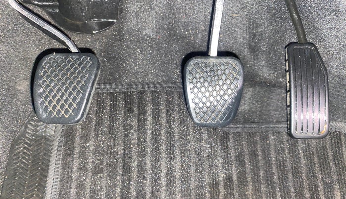 2016 Honda BR-V 1.5L I-VTEC VX, Petrol, Manual, 69,403 km, Pedals