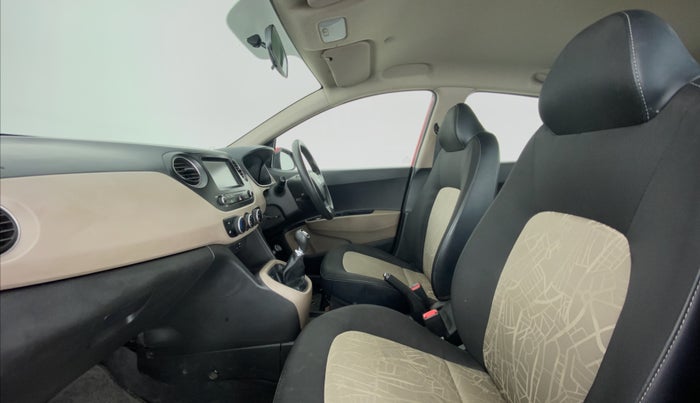 2017 Hyundai Grand i10 SPORTZ (O) 1.2 KAPPA VTVT, Petrol, Manual, 36,974 km, Right Side Front Door Cabin