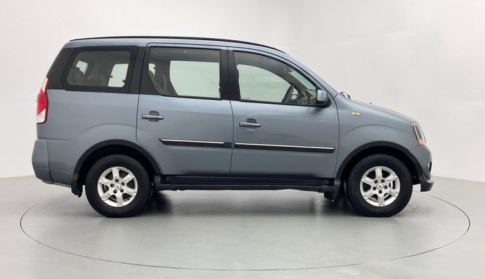 2017 Mahindra Xylo H8 ABS AIRBAG BS IV, Diesel, Manual, 2,13,057 km, Right Side View