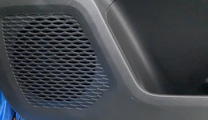 2021 Renault Kiger RXT (O) AMT, Petrol, Automatic, 2,444 km, Speaker