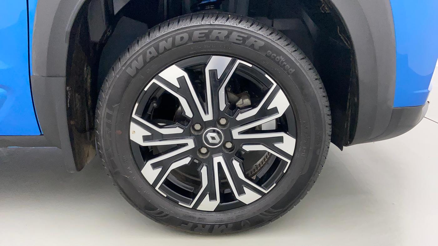 2021 Renault Kiger RXT (O) AMT, Petrol, Automatic, 2,444 km, Right Front Wheel