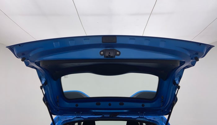 2021 Renault Kiger RXT (O) AMT, Petrol, Automatic, 2,444 km, Boot Door Open