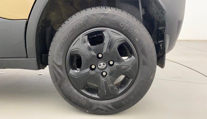 2023 Tata PUNCH ACCOMPLISHED AMT, Petrol, Automatic, 12,619 km, Left Rear Wheel